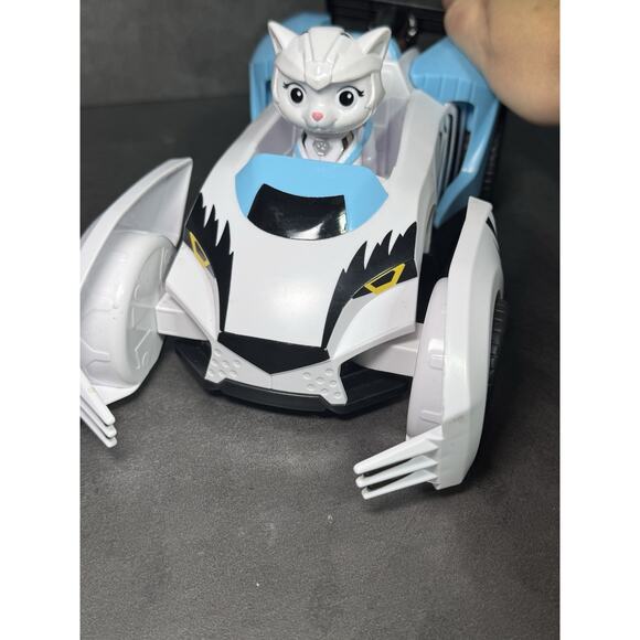 Paw Patrol Cat Pack Rory's Vehicle and Poseable Figure Toy - Picture 5 of 6